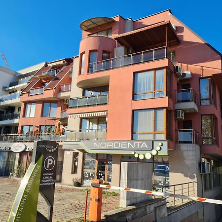 Black Sea Brееze Apartment 바르나 외부 사진