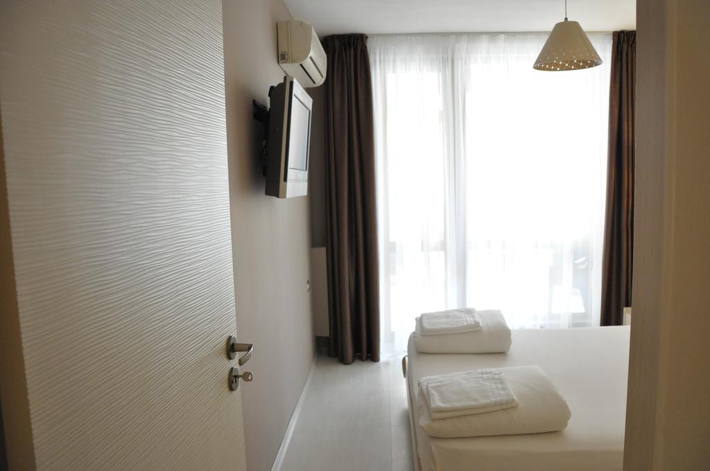Black Sea Brееze Apartment 바르나 외부 사진