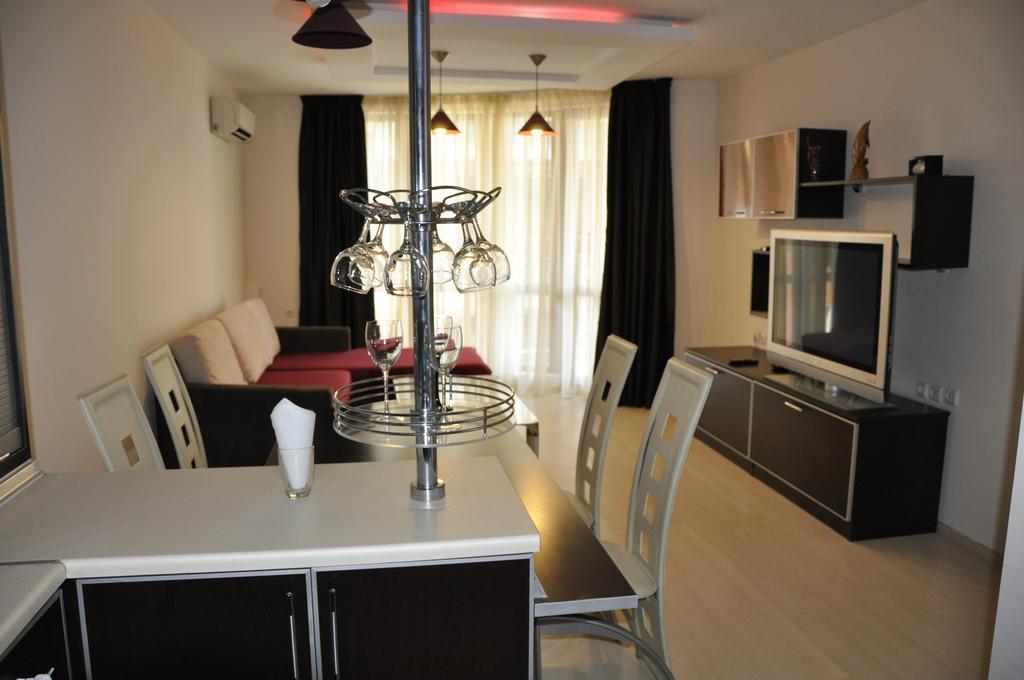 Black Sea Brееze Apartment 바르나 외부 사진